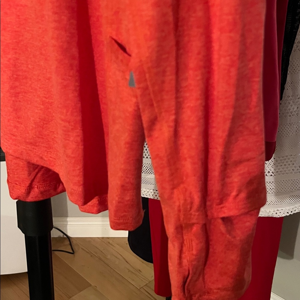 Nike Women’s Running Half-Zip Pullover, Size Medium - Picture 3 of 5